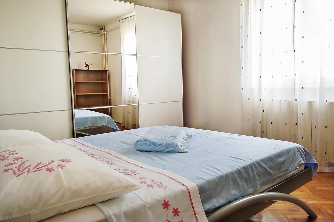 Valeriana Apartment Pula Ngoại thất bức ảnh