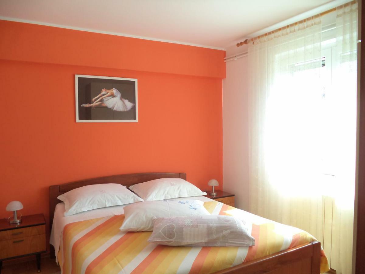 Valeriana Apartment Pula Ngoại thất bức ảnh